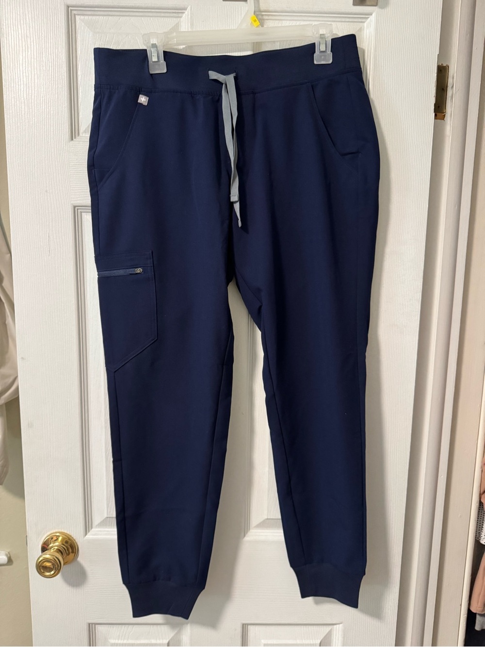 FIGS Women’s Navy Zamora Jogger Scrub Pants